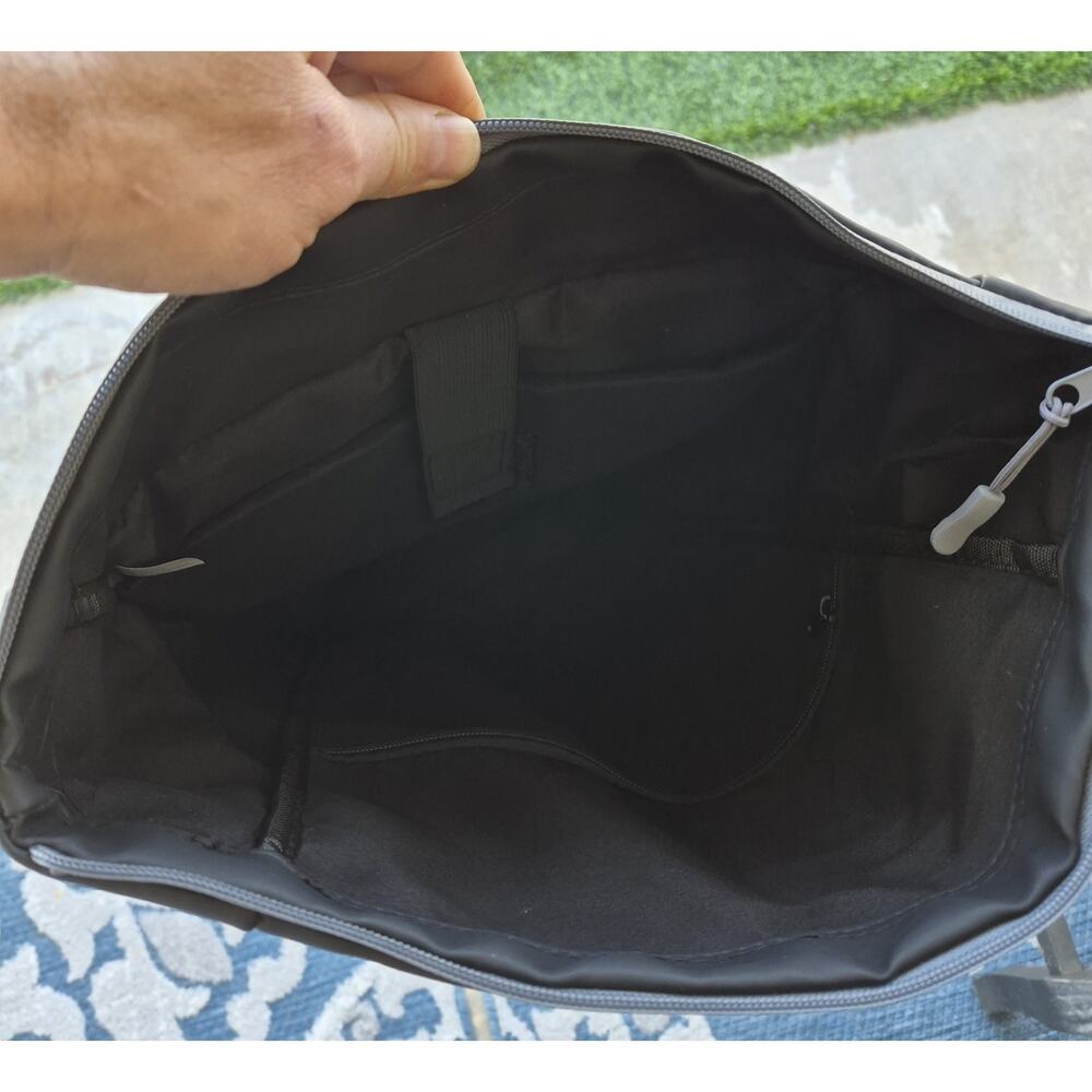 Backpack Water Resistant & Expandable Capacity - Picture 6 of 8